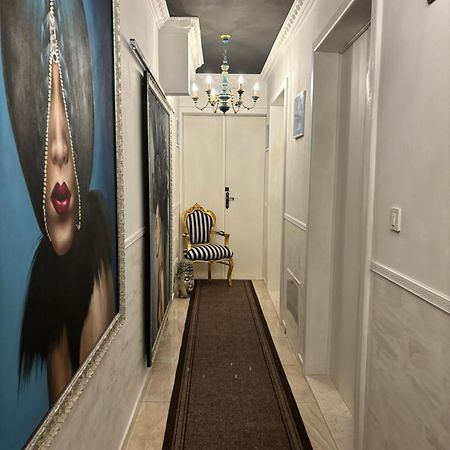 La Dolce Vita Luxury Apartments With Best Free Private Parking In City Center Pula Exterior photo